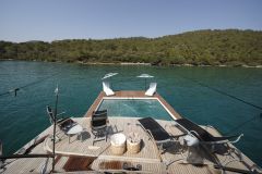 GO, Go-motor-yacht-for-charter (67)